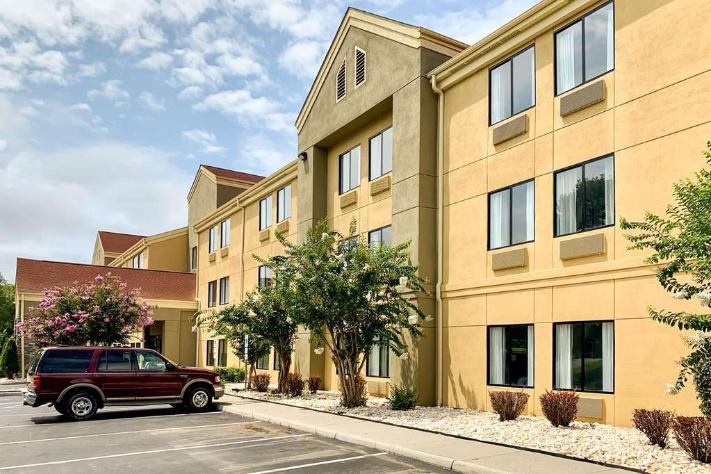 Comfort Inn & Suites Troutville - Roanoke North - Daleville Extérieur photo