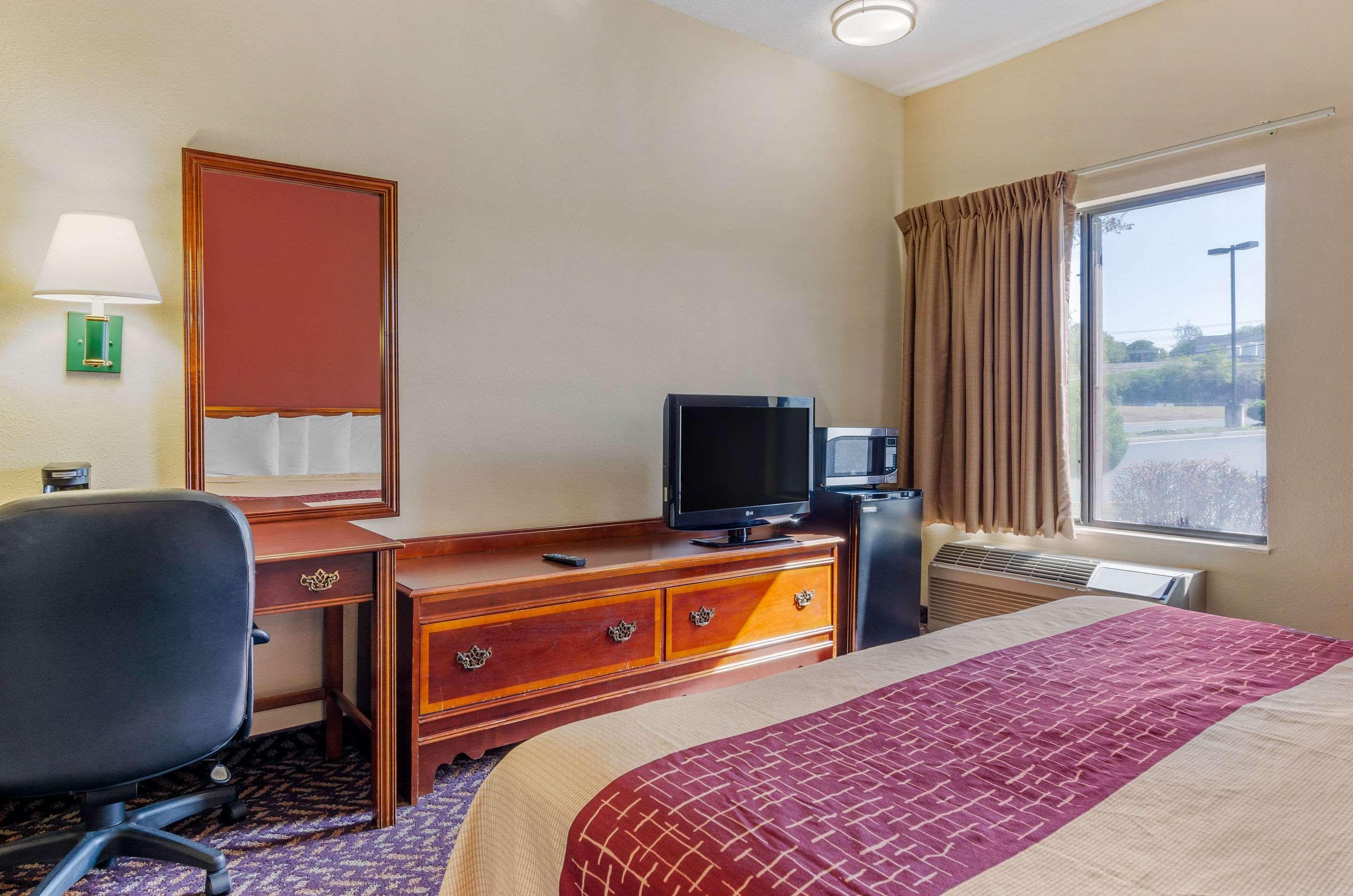 Comfort Inn & Suites Troutville - Roanoke North - Daleville Extérieur photo