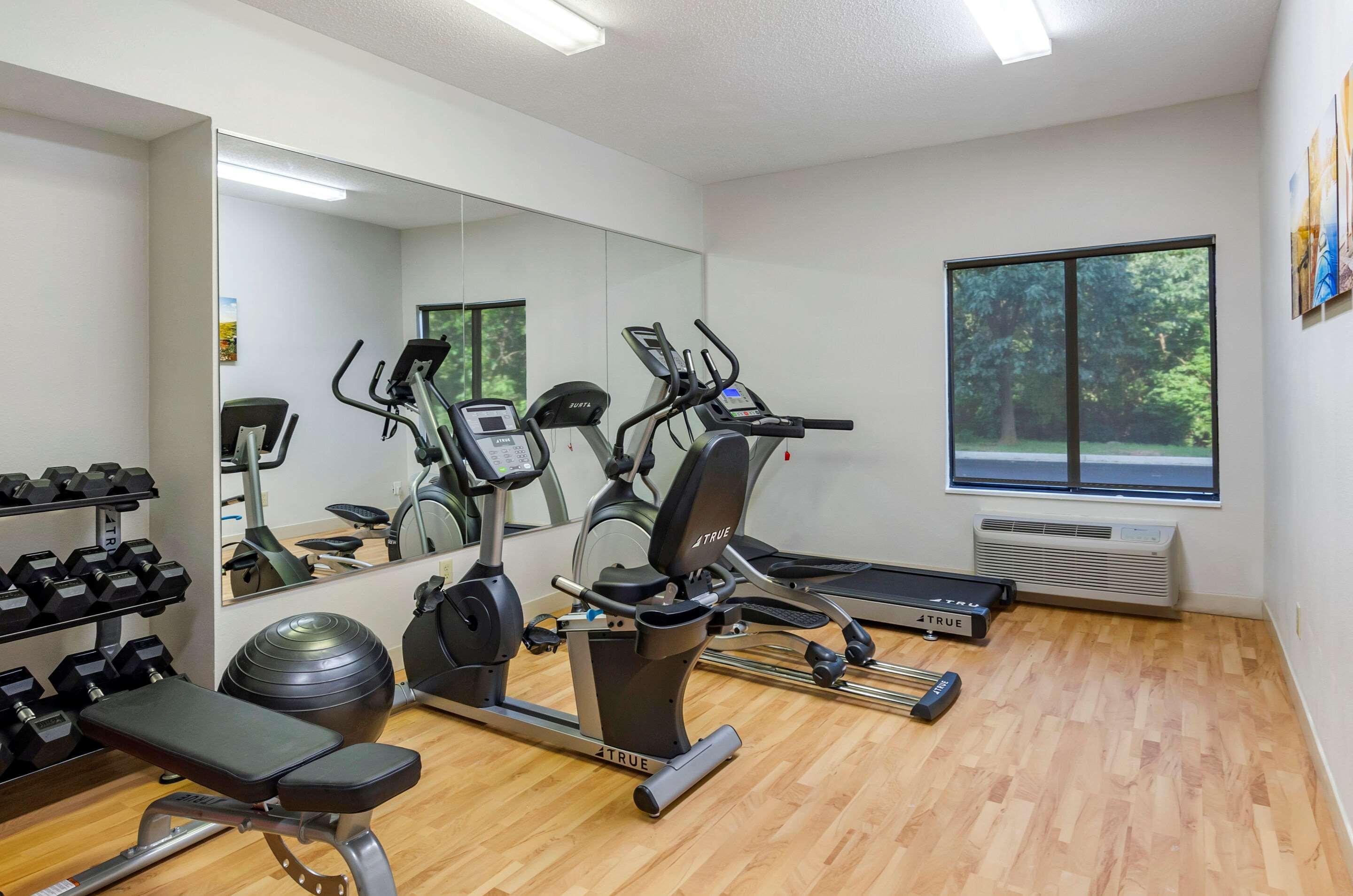Comfort Inn & Suites Troutville - Roanoke North - Daleville Extérieur photo