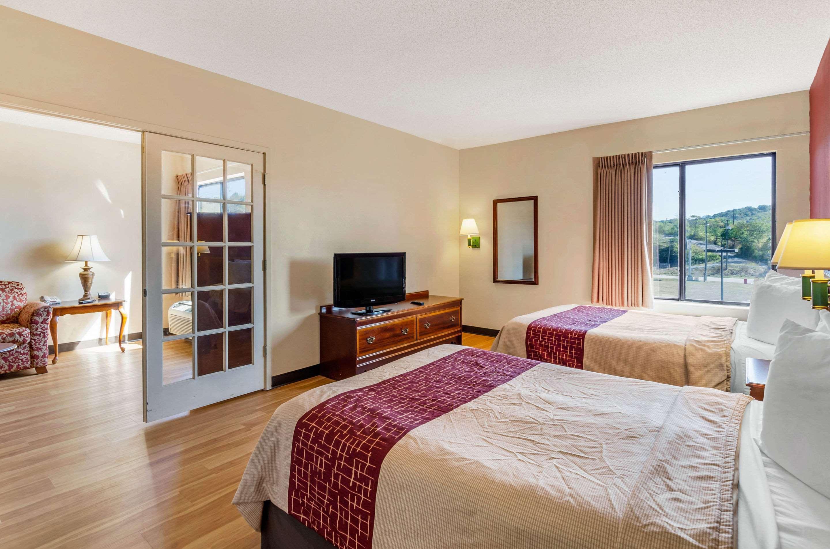 Comfort Inn & Suites Troutville - Roanoke North - Daleville Extérieur photo